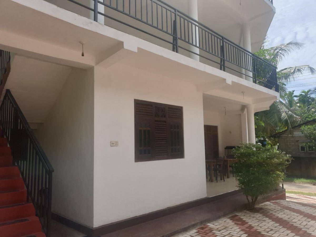 Resident Villa Unawatuna Exterior photo